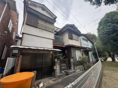 この街の住まいのご相談は、信頼度地域No.1のプロフェッショナル<br>センチュリー21オオトリーハウスにお任せ下さい。 ■2沿線利用可能でアクセス良好◎
■通勤・通学に便利な立地！