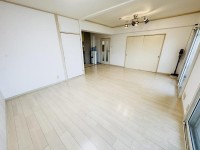 この街の住まいの事なら、センチュリー21　オオトリーハウスにお任せください！一戸建て・中古一戸建て・マンション・土地の情報は当社まで ■平成28年、4月に室内リフォーム済み！
■エレベーター停止階