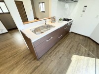 この街の住まいの事なら、センチュリー21　オオトリーハウスにお任せください！一戸建て・中古一戸建て・マンション・土地の情報は当社まで ■令和８年７月室内リノベーション済♪
■お手入れ不要でご入居頂けます。
■４LDKのお家