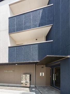 重量鉄骨造　外壁材ALC仕様　デザイナーズマンション
総戸数　12室（1LDK　約35㎡×12室）・駐車場　1台・バイク　6台
