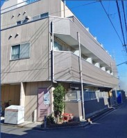□閑静な住宅街に管理の行き届いたオートロック付の駅近物件
□3沿線利用可能でアクセス良好
□オートロック完備マンション