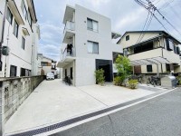 ■1階部分
■オートロック完備・エレベーターあり♪
■スケルトン
■駅近！3沿線利用できアクセス良好◎
